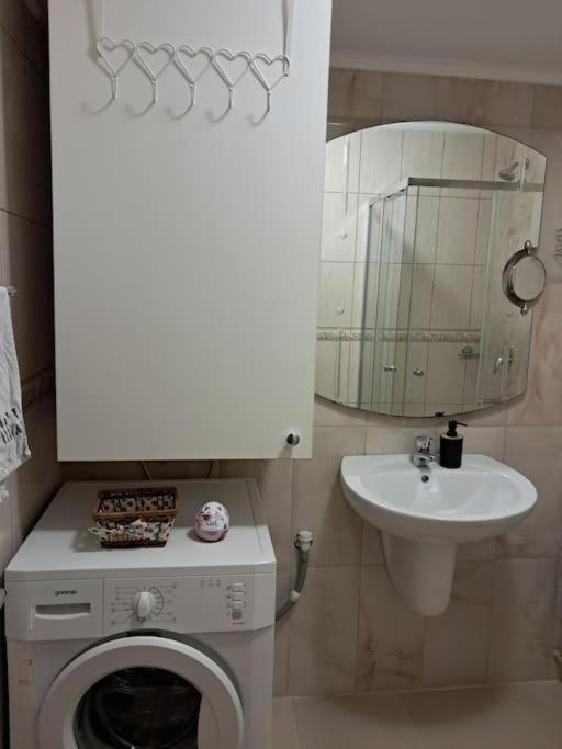 Holiday Home Apartment Budva Kültér fotó