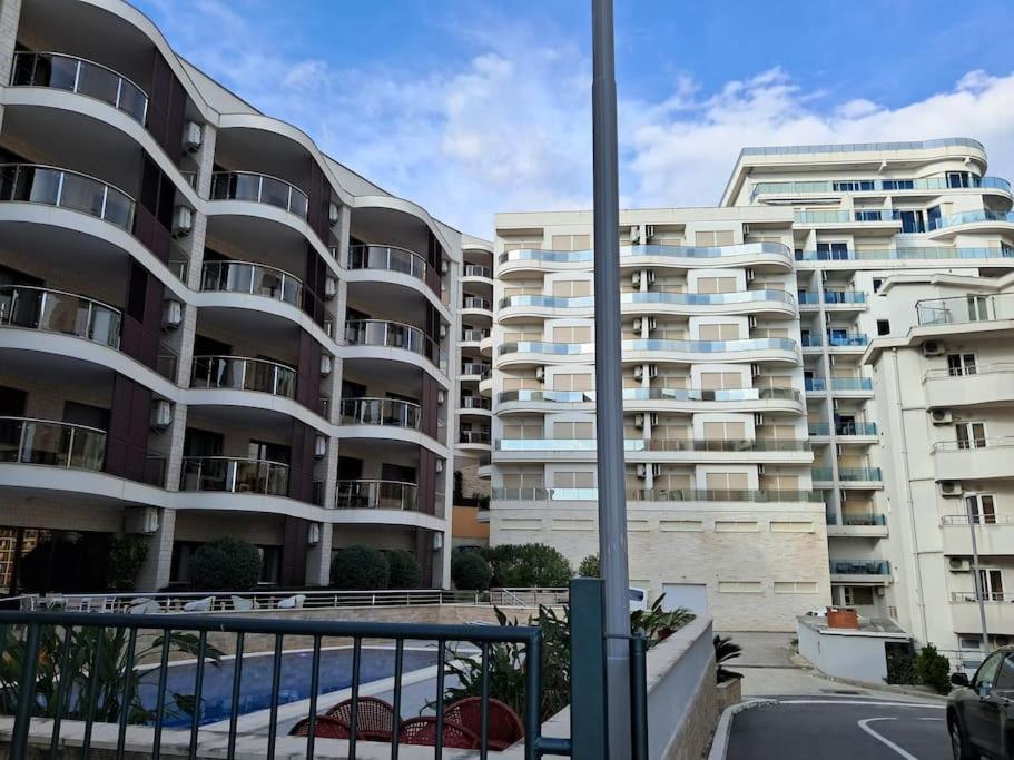 Holiday Home Apartment Budva Kültér fotó